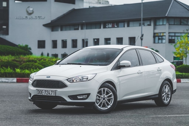 Ford_Focus_Trend