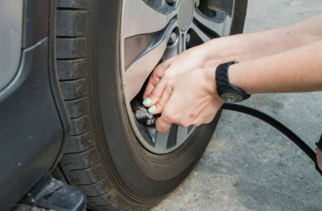 kiểm tra lốp – bánh xe