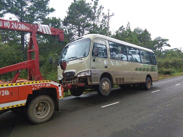 hình ảnh cứu hộ giao thông Quốc Oai