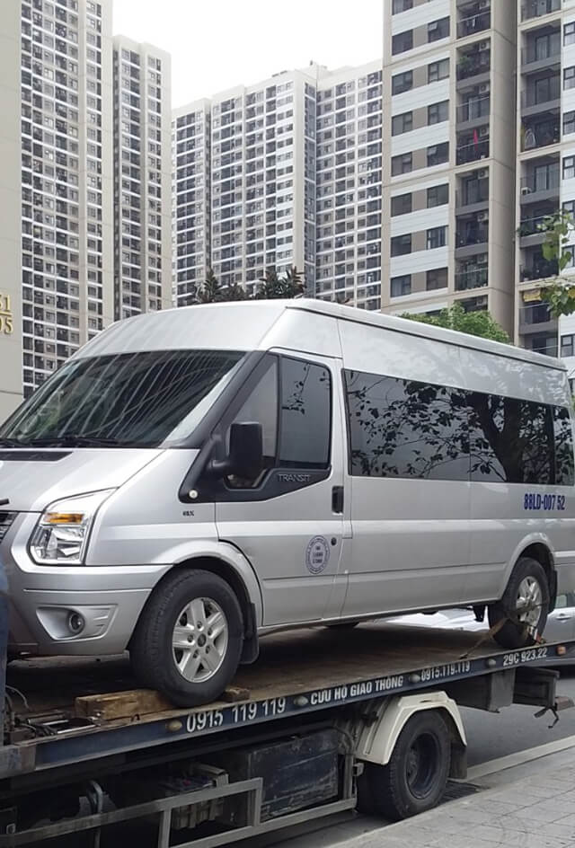 hình ảnh cứu hộ giao thông