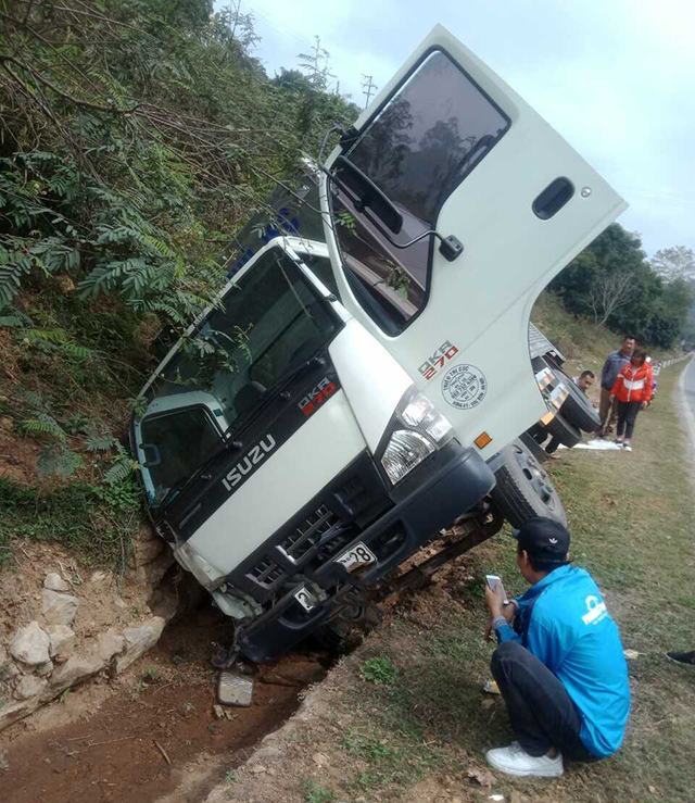 cuu-ho-o-to-huyen-dan-phuong-3