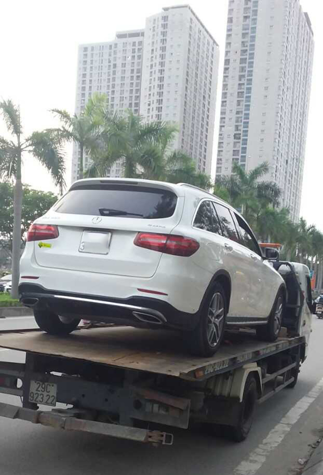 cuu-ho-lop-o-to-quan-hai-ba-trung-3