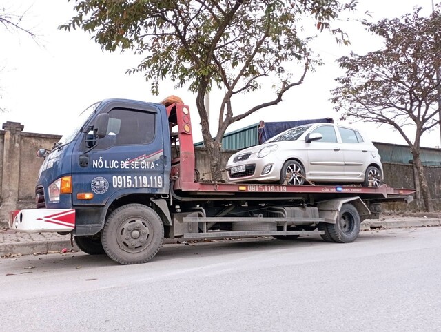 Hình ảnh cứu hộ ô tô Sài Đồng