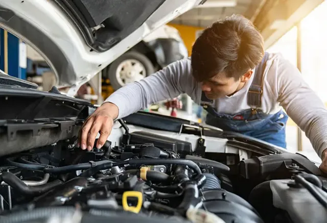 Dấu hiệu nhận biết xe nổ máy kêu cạch cạch