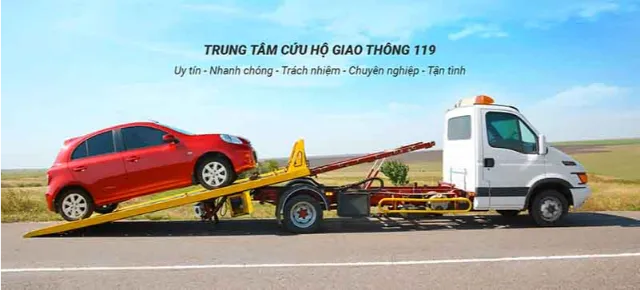 Khi nổ lốp ô tô bạn có thể liên hệ Trung tâm cứu hộ 119