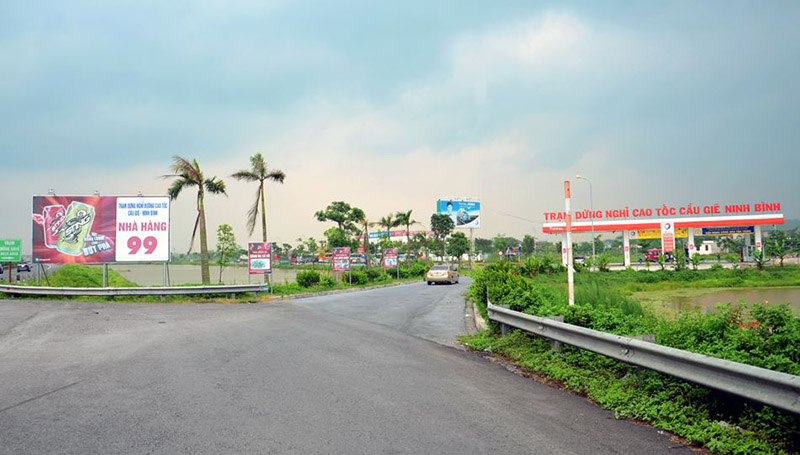 Trạm dừng nghỉ Cầu Giẽ (Phú Xuyên, Hà Nội)